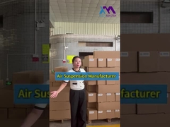 ชิ้นส่วน ของ เครื่องแขวนอากาศ ถูก แพ็ค และ เตรียม จะ ส่ง ไป ทั่ว โลก