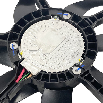 กลมพัดลมเรดิเอเตอร์ระดับ Universal Cooling สําหรับ Jeep Wrangler 68211602ABD 2010-2017