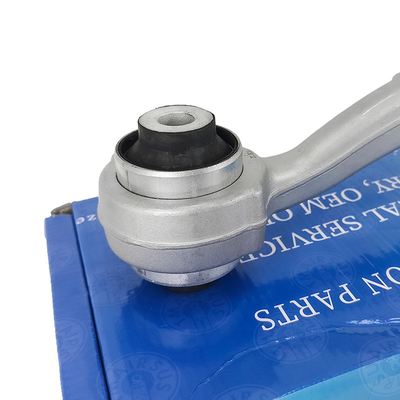 2043303111 2043303211 การควบคุมแขน Bushing สําหรับ Mercedes W204 W207 อลูมิเนียม การควบคุมแขนหน้าล่าง