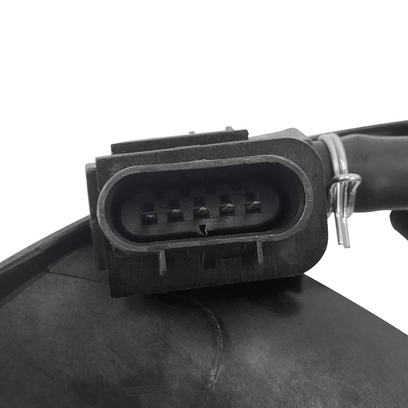 Land Rover L320 LR3 LR4 พัดลมเย็นสําหรับเครื่องยนต์ส่วนประกอบของระบบเย็น ISO TS15949 ได้รับการรับรอง